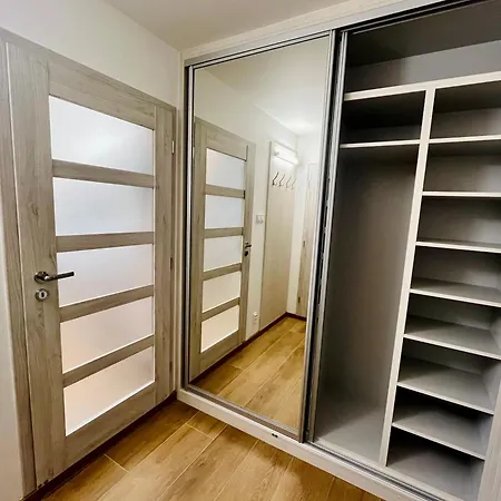 Pleasant Basement Apartmán