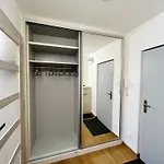 شقة Pleasant Basement